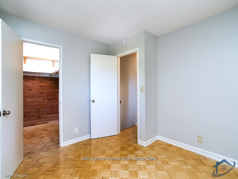 Building Photo - 840 Quince Ave