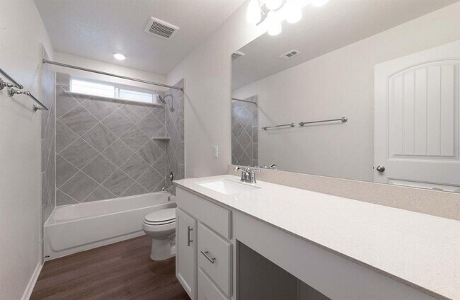 Building Photo - 803 Sandhill Branch Dr