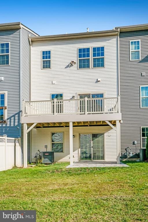 Building Photo - 16627 Tortola Dr