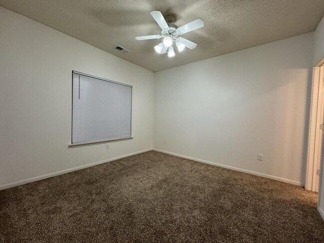 Building Photo - 2200 Classen Blvd
