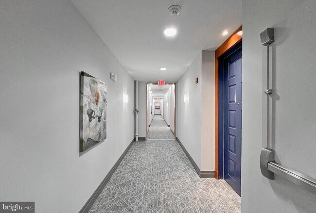 Building Photo - 2200 N Westmoreland St