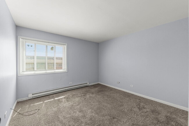 Building Photo - 535 W Lies Rd