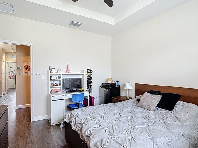 Building Photo - 15073 SW 115th Terrace