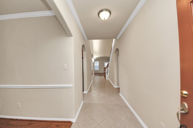 Building Photo - 822 Glen Abbey Dr