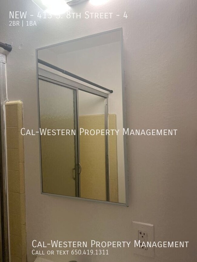 Building Photo - NEW - 413 S. 8th Street-4