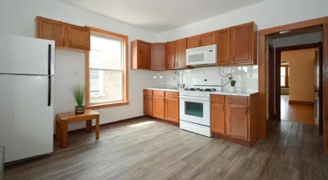 Building Photo - 5353 W Newport Ave