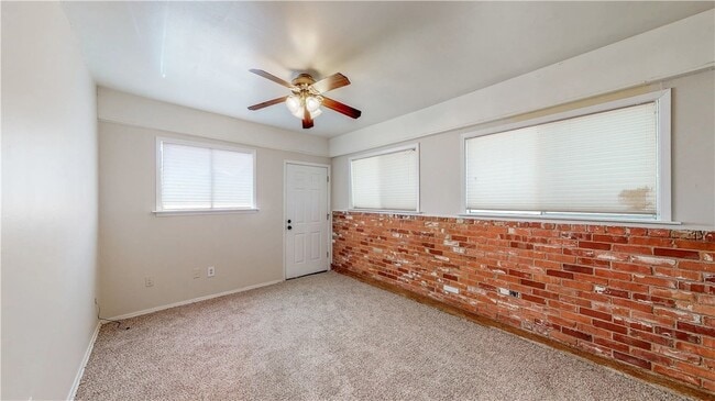 Building Photo - 1407 Lawyer St