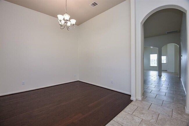 Building Photo - 22503 Ebbets Field Dr