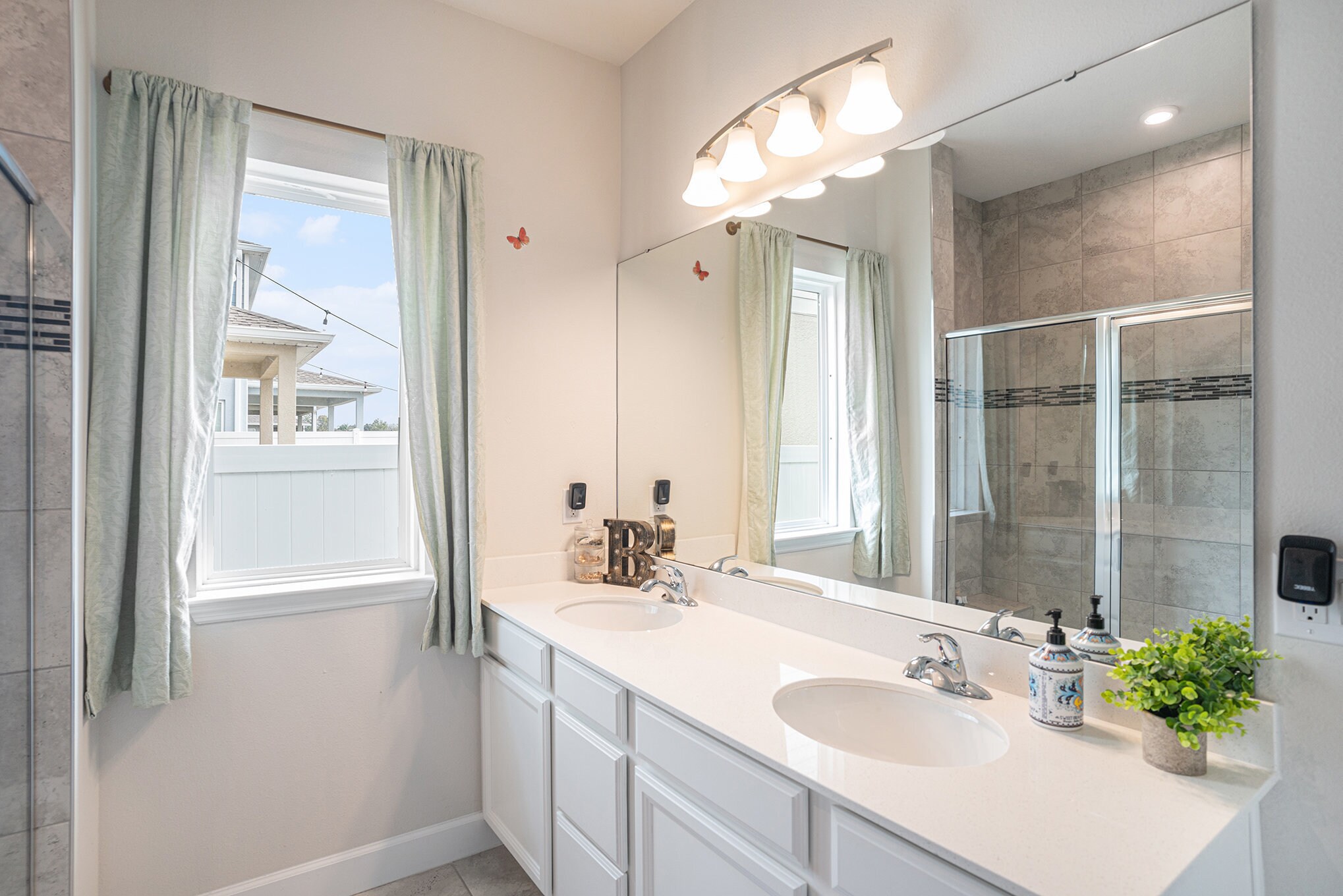 Building Photo - 19056 Heavenside Ct