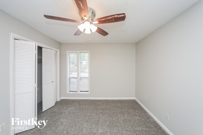 Building Photo - 2241 Chippingham Pl