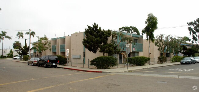 Building Photo - Casa Mariana