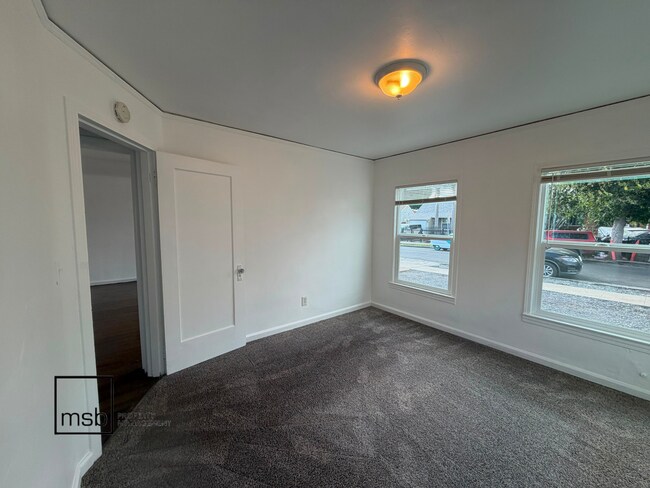 Building Photo - 2254 107th Ave