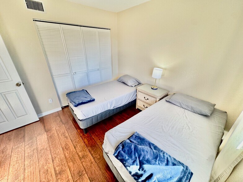 Building Photo - 22523 Westchester Blvd