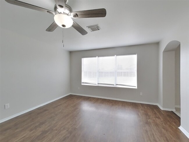 Building Photo - 5521 Rio Alamo St