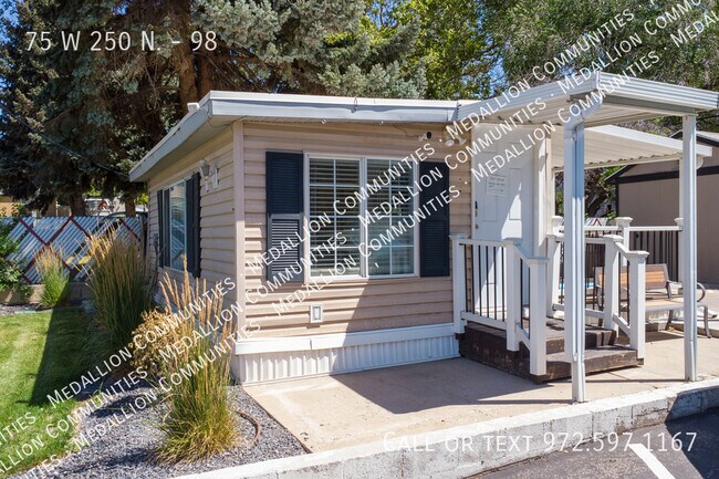Building Photo - 75 W 250 N