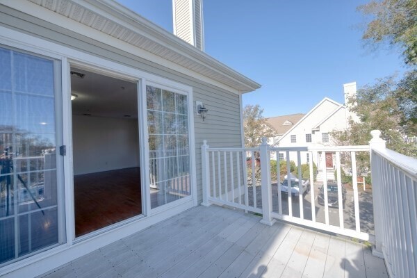 Building Photo - 117 Tamarack Ln