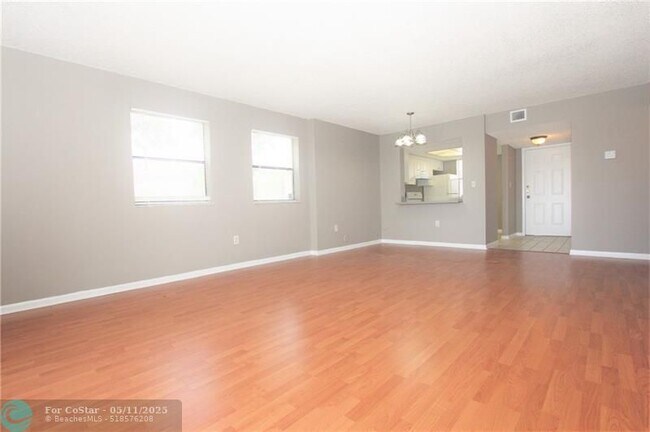Building Photo - 5200 NW 31st Ave