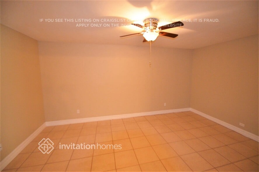 Building Photo - 1004 Highgrove Ct