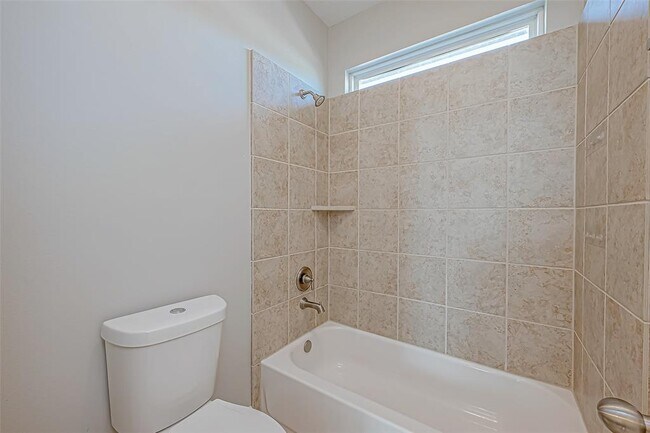 Building Photo - 30806 Academy Trace Dr