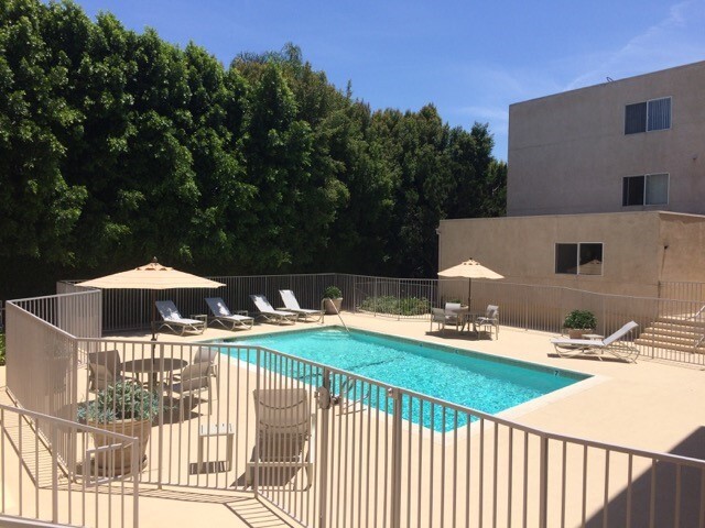 4540 Natick - 4540 Natick Ave Sherman Oaks CA 91403 | Apartment Finder