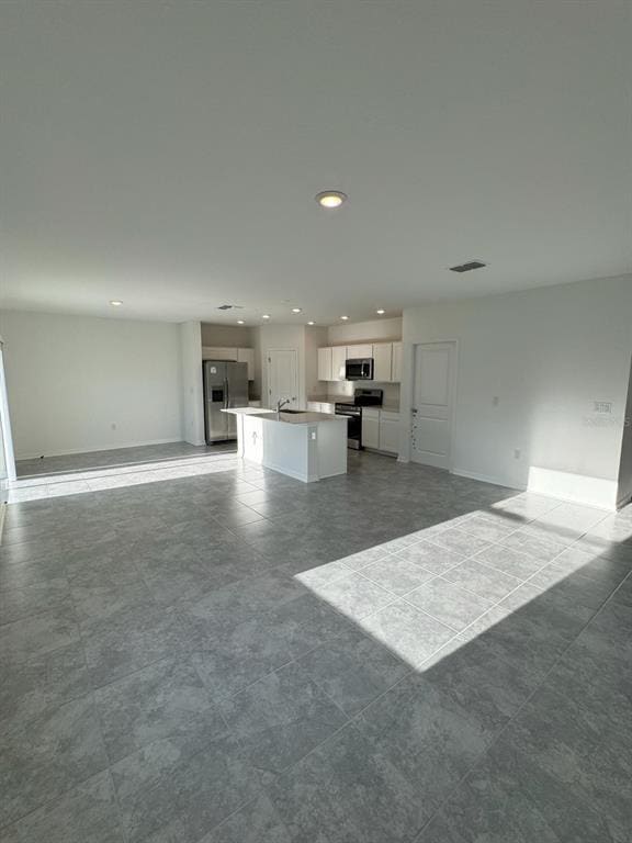 Building Photo - 724 Reggie Rd