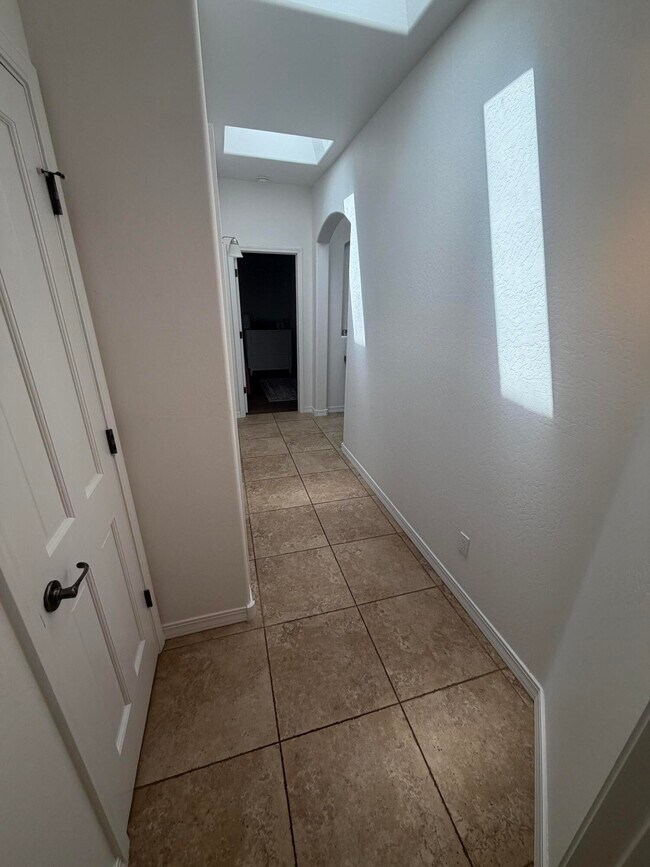 Building Photo - 6531 Agave Verde Way NE