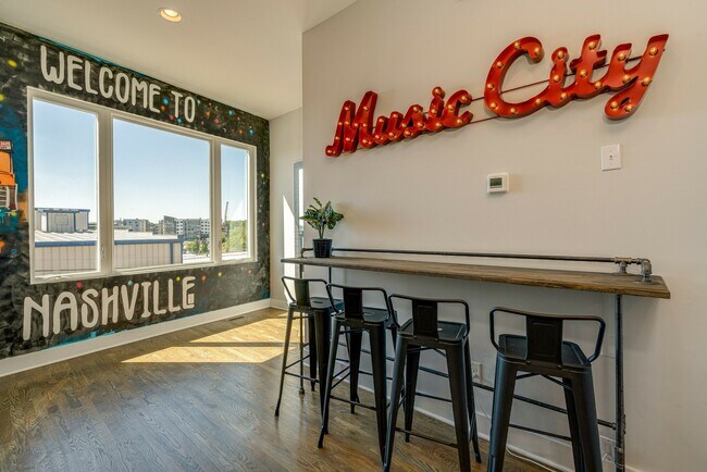 Building Photo - 2910 Felicia St