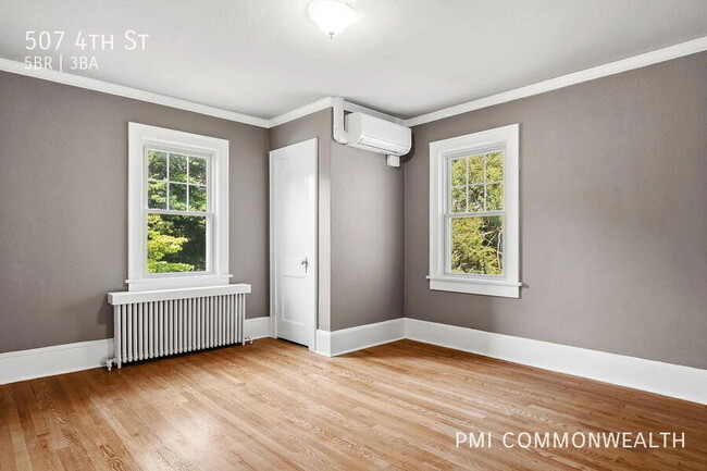 Building Photo - 507 4th St