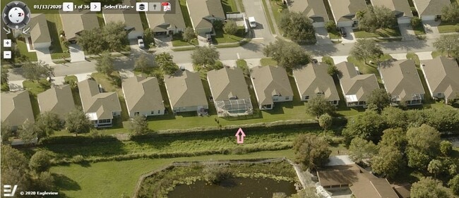 Building Photo - 993 E 13th Sq