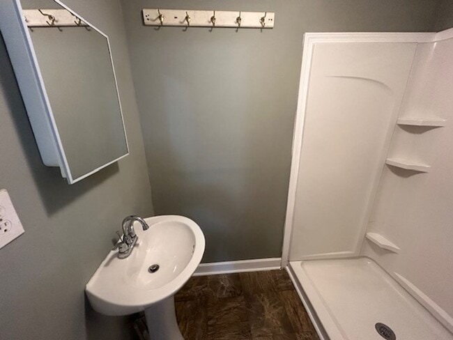 Building Photo - 3530 Beaumont Ave