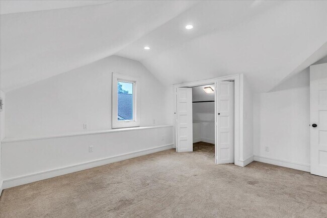 Building Photo - Historic Charm Meets Modern Elegance in Sa...