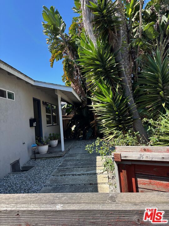 Building Photo - 688 Mildred Ave