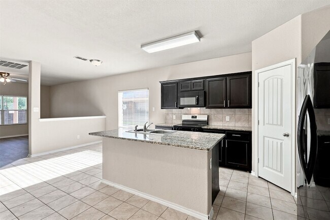 Building Photo - 612 River Rock Rd