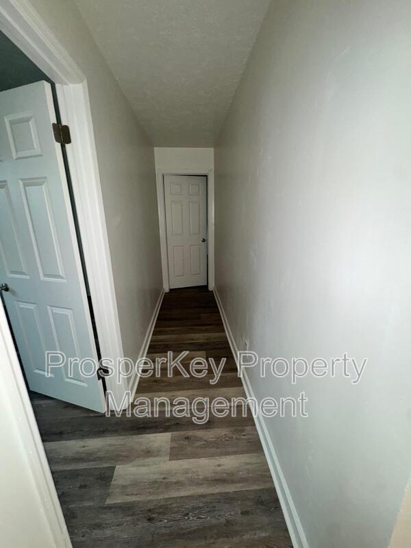 Building Photo - 2240 Patsy Ln