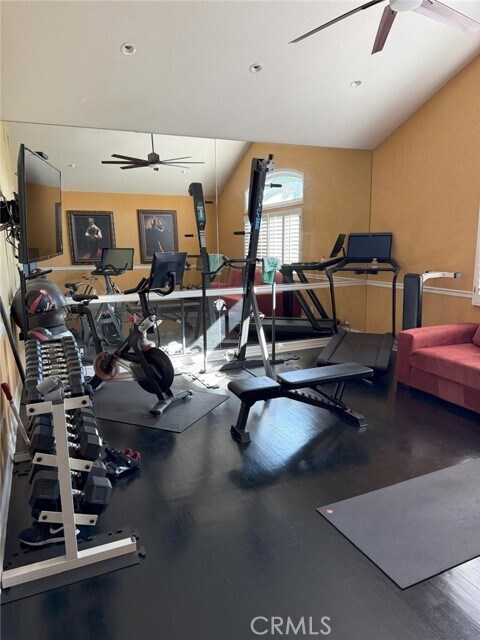 Building Photo - 2281 Orchard Dr