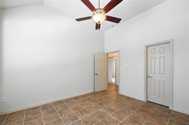 Building Photo - 520 Smoke Tree Dr