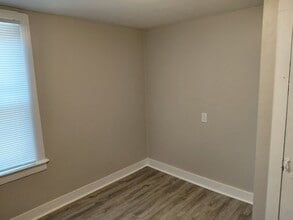 Building Photo - 2467 S Burrell St