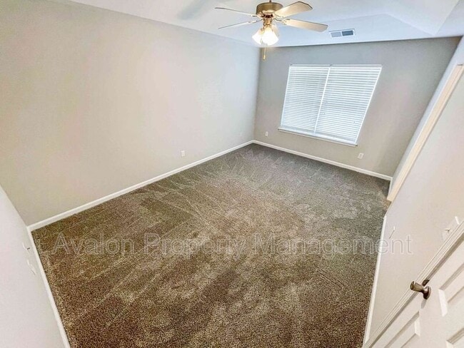 Building Photo - 4682 Liberty Square Dr