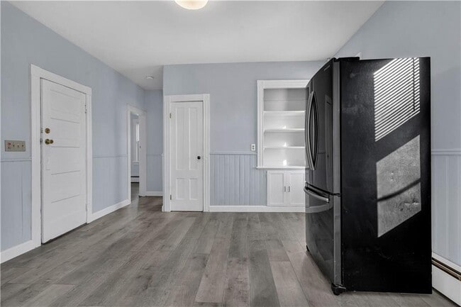 Building Photo - 78 Old Oak Ave