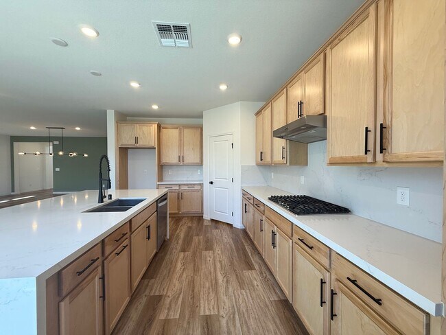 Building Photo - Spacious Southwest Las Vegas Gem | 5 Beds, Loft & 3,000+ Sq Ft Living