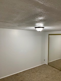 Building Photo - 14218 Charlotte Dr
