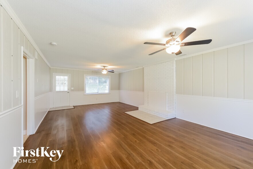 Building Photo - 1045 High Ridge Rd