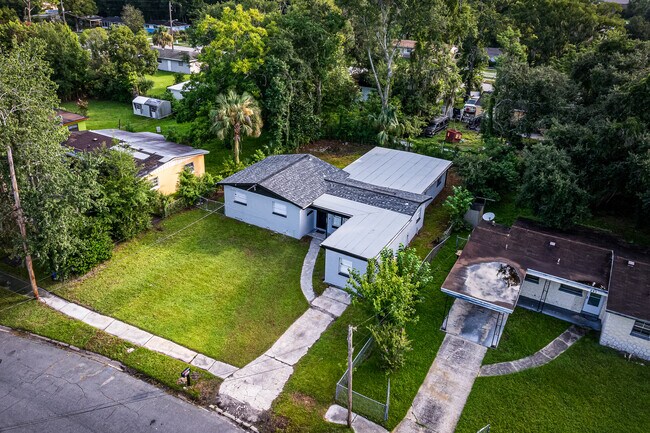 Building Photo - 8937 Castle Blvd