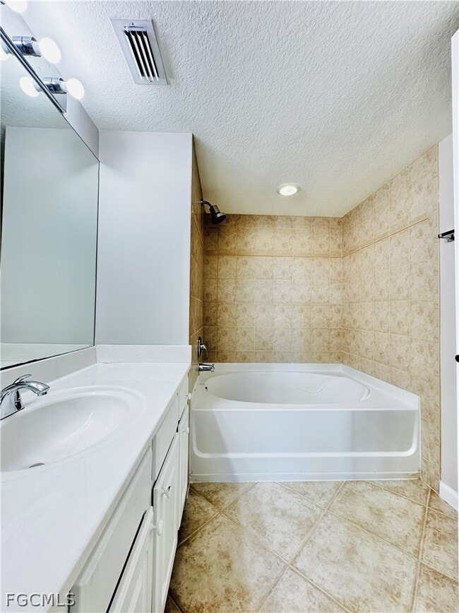 Building Photo - 4109 Residence Drive