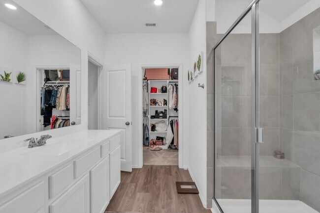 Building Photo - 1413 Cantabria Ct