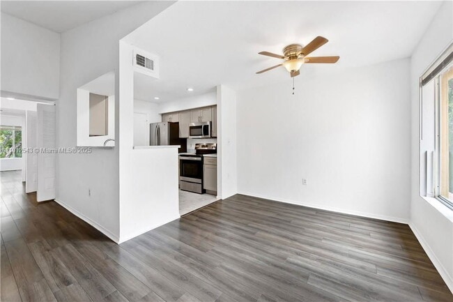 Building Photo - 2361 NW 33rd St