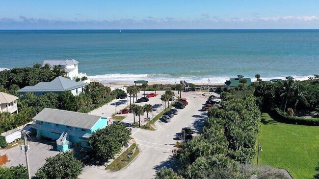 Building Photo - 1840 Wabasso Beach Rd