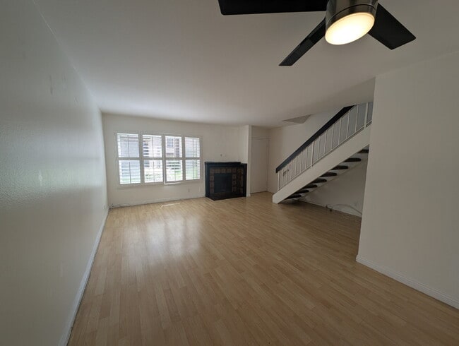 Building Photo - MOVE-IN READY - SPACIOUS 2-BEDROOM TOWNHOM...