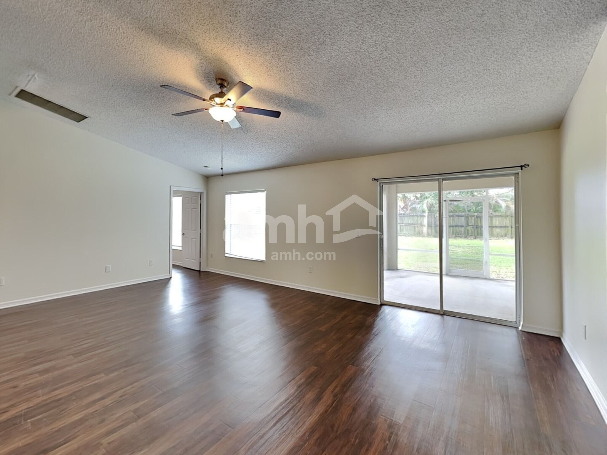 Building Photo - 1234 SW Alesio Ln