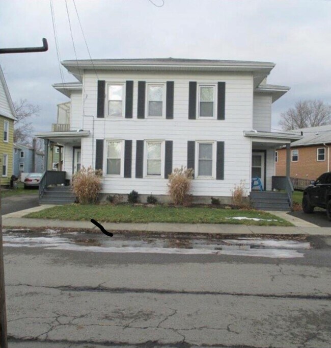 Primary Photo - 108 Steuben St